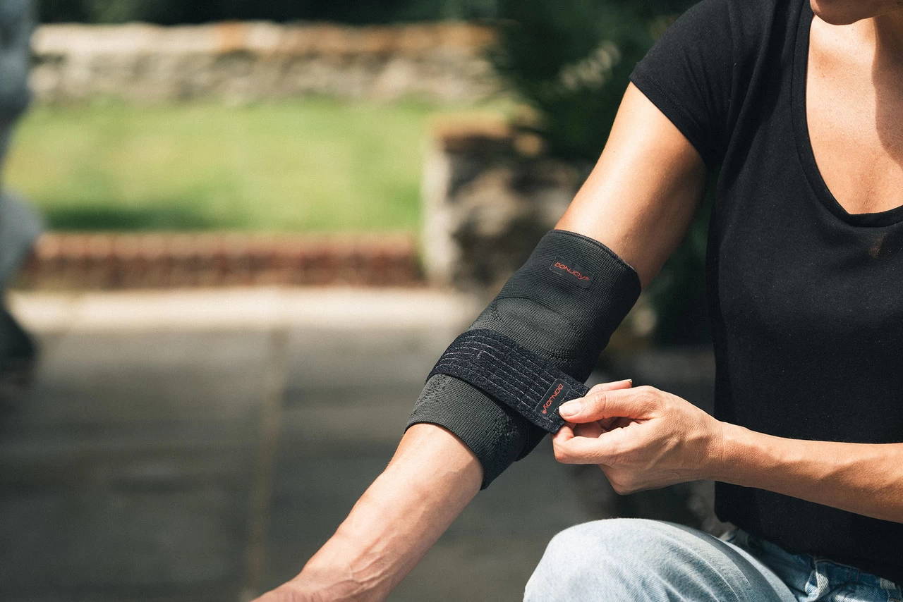 DonJoy CondiLax Elbow Support 5 DonJoy CondiLax Elbow Support - Image 3