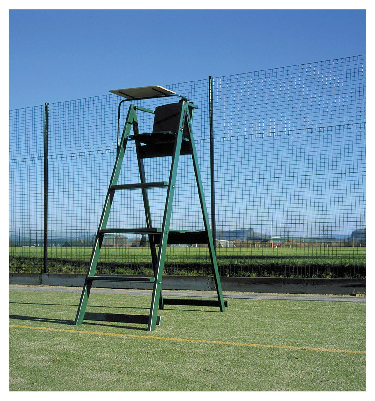 Edwards Show Court Umpire's Chair 3 Edwards Show Court Umpire's Chair